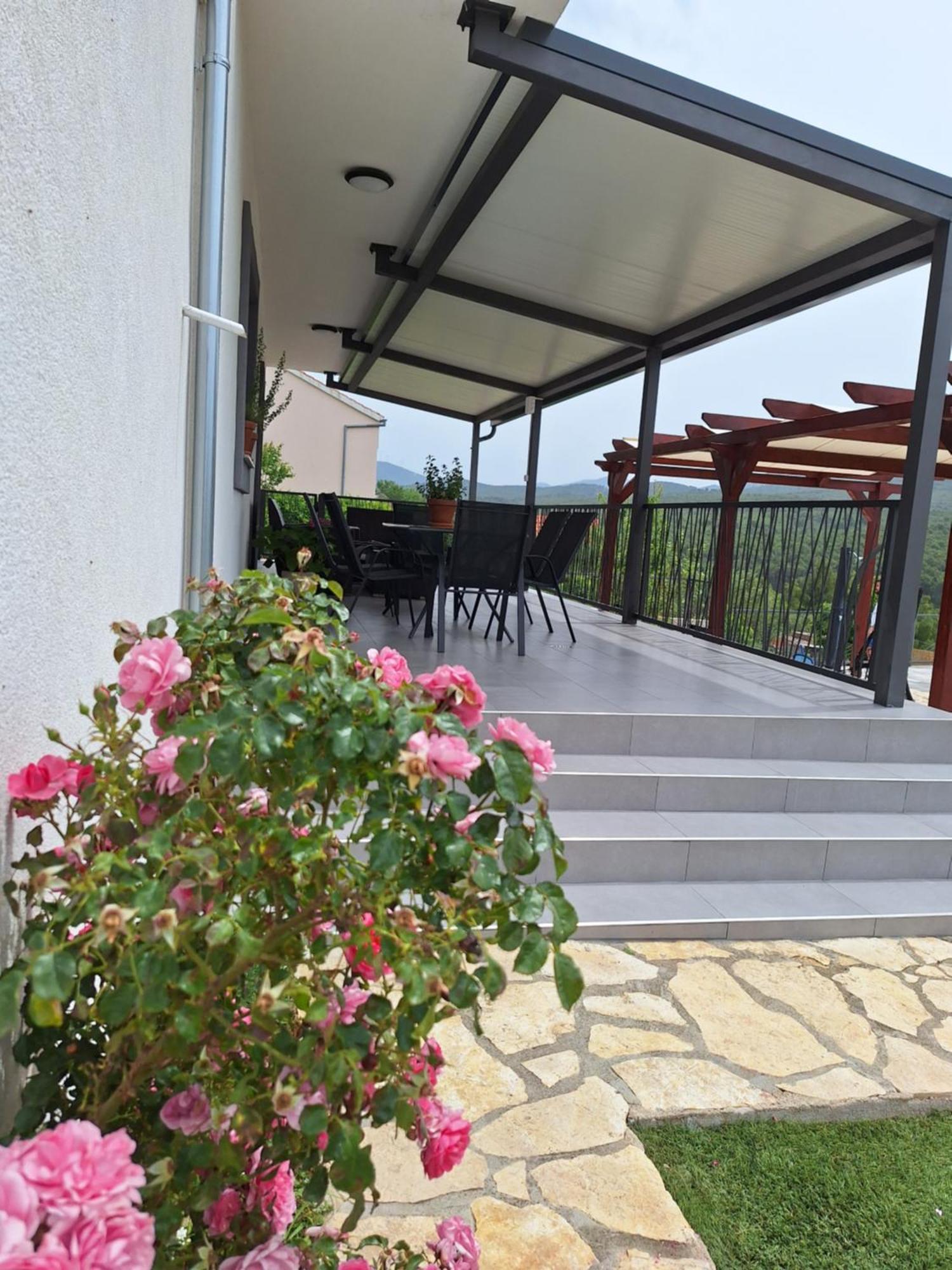 Donje Polje Guest House "The View" - With A Pool מראה חיצוני תמונה